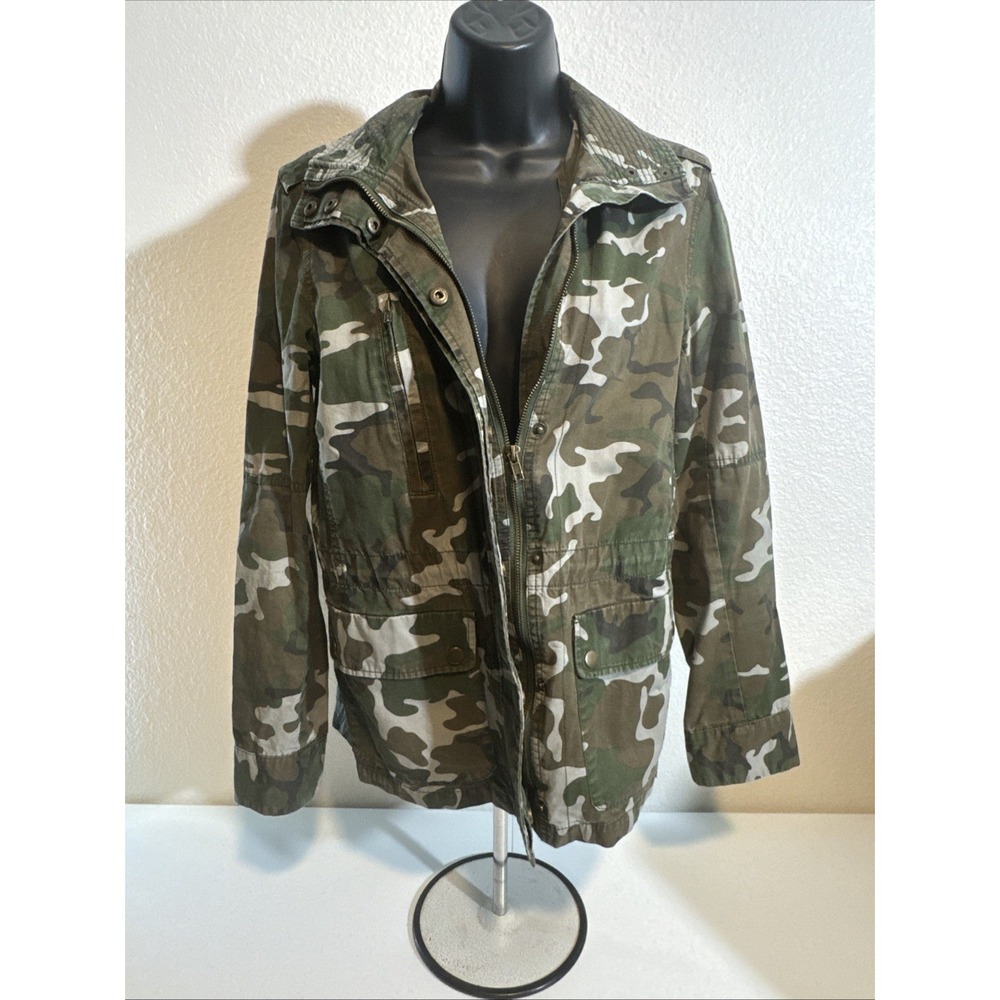 Womens Chore Coat Camo Jacket Size Medium Army Camouflage Military Love Tree - Picture 2 of 16